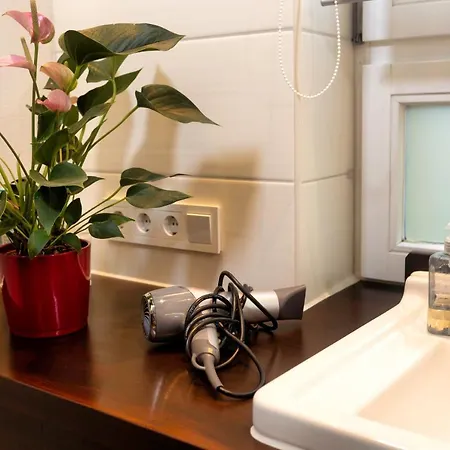 Nuumis Luxury 115 M2 Apartment, Dresdner Heide Mit Garten